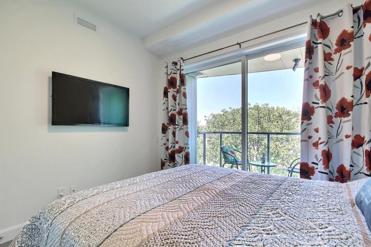 Good Vibes Only -Modern And Spacious 2 Bedroom Condo 4 Beds Free Parking, Gym Québec Dış mekan fotoğraf