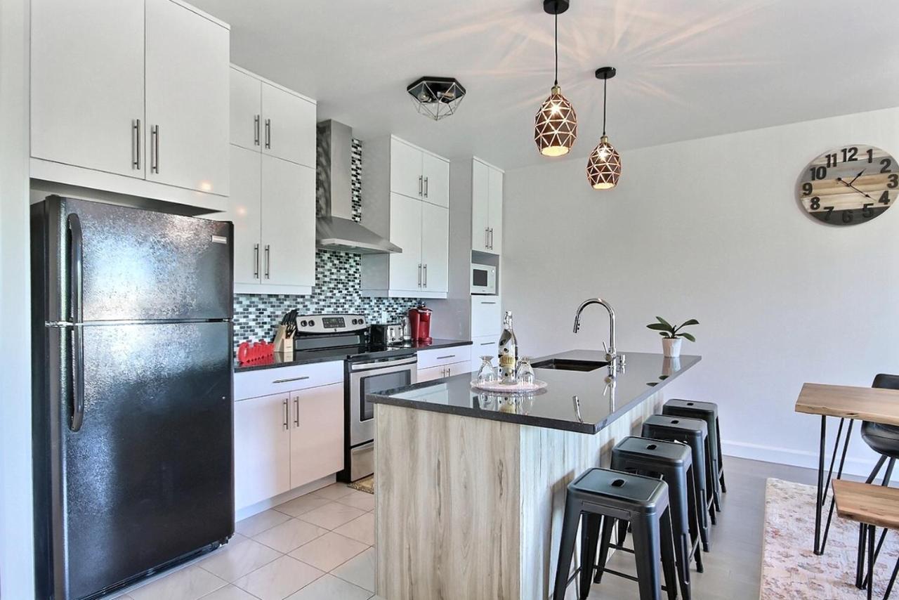 Good Vibes Only -Modern And Spacious 2 Bedroom Condo 4 Beds Free Parking, Gym Québec Dış mekan fotoğraf